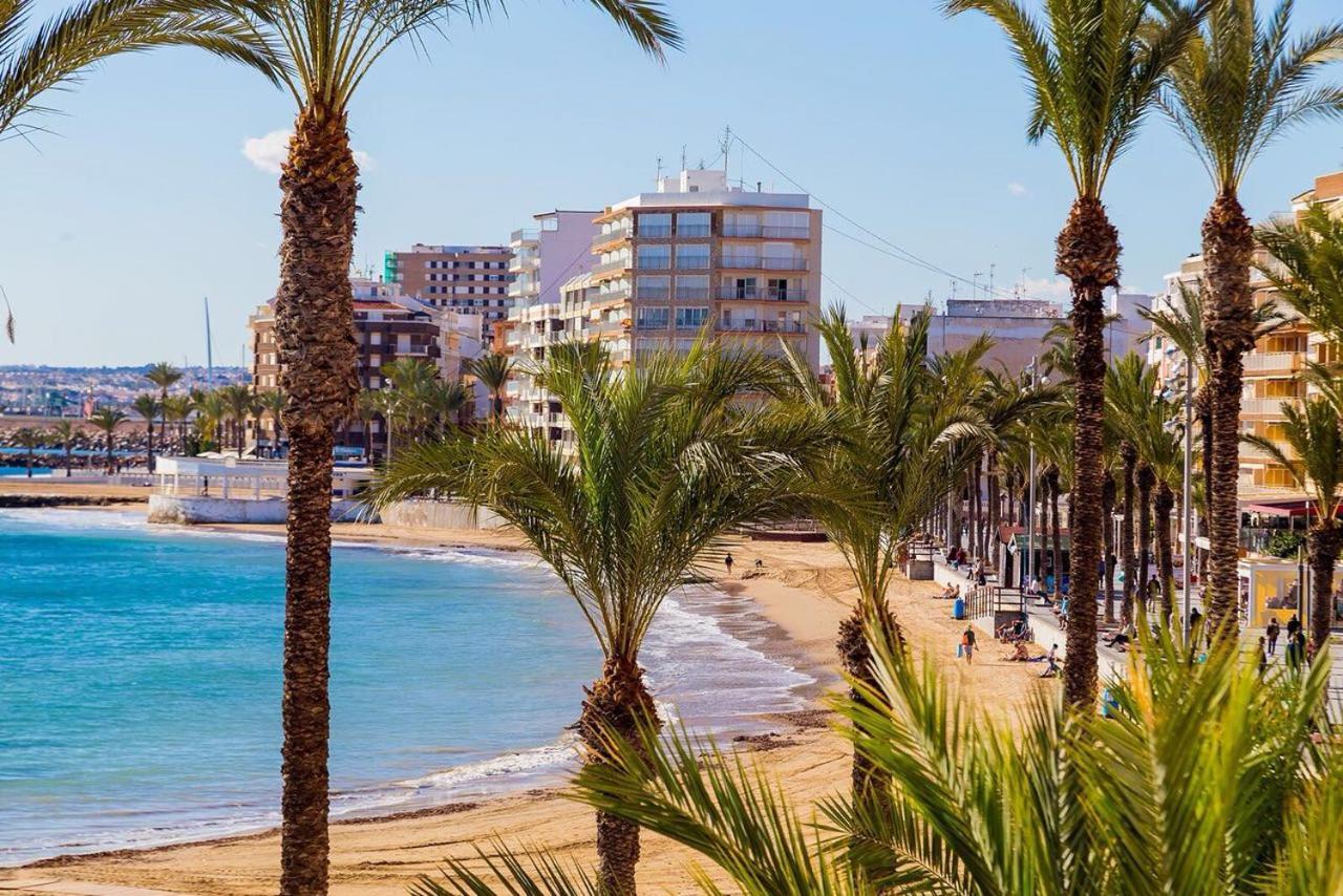 Luxury Seaside Apartment Torrevieja Exterior photo